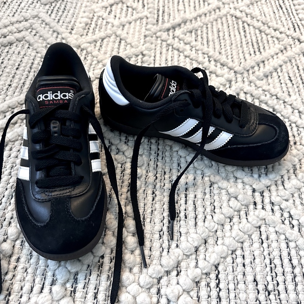 Boys adidas samba shoes